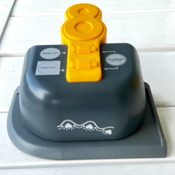 We R Memory Keepers Lucky Paper Outer Inner Combined Punch Scrapbooker Supply - Picture 3 of 7